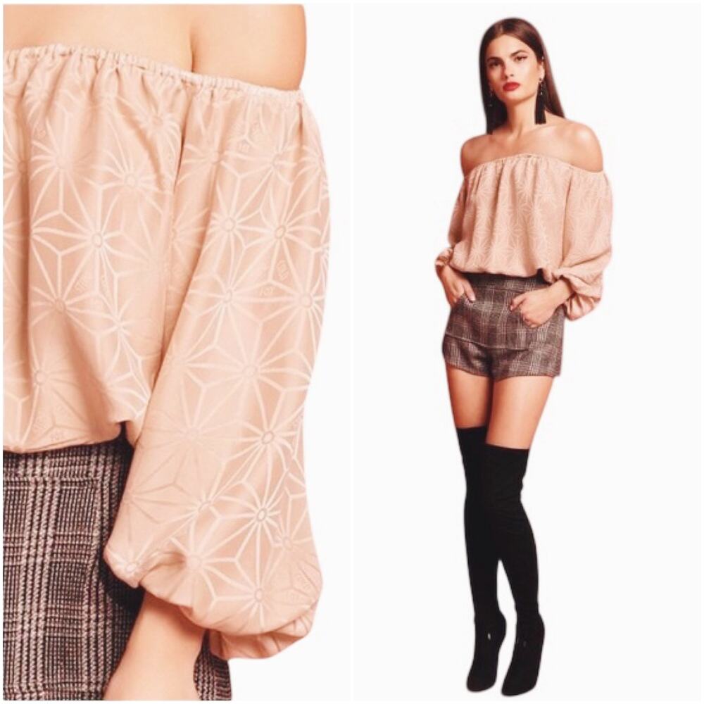 STONE COLD FOX Rumi Silk Off-The-Shoulder Cropped Blouse Dusty Rose Size XS/S - Picture 2 of 8